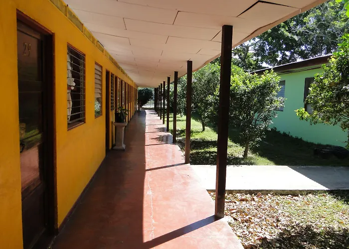 Guanacaste Hotel 2*